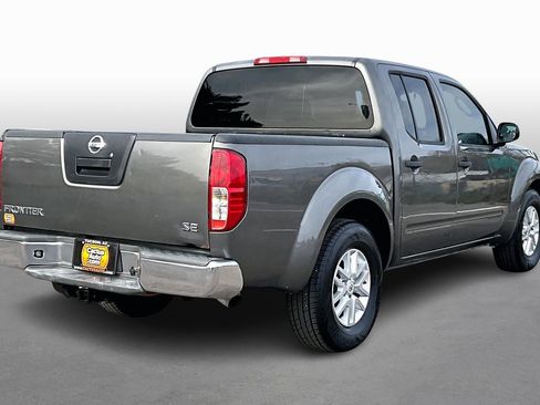 Used 2008 Nissan Frontier SE w/ SE Value Truck Pkg image 2