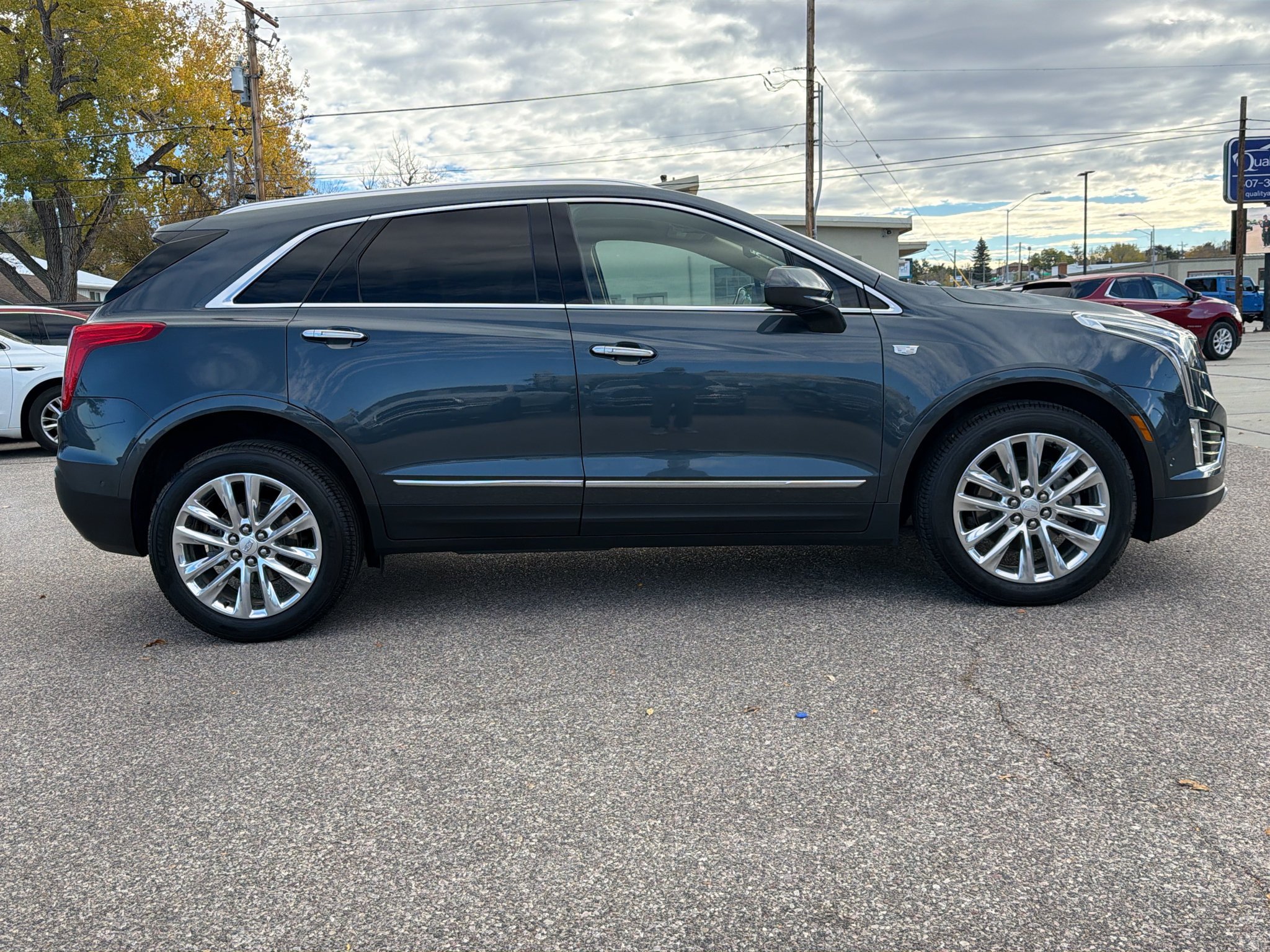 Used 2019 Cadillac XT5 Platinum AWD/4WD image 6