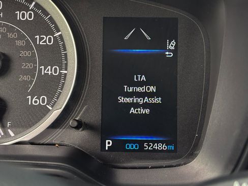 Used 2022 Toyota Corolla LE image 28