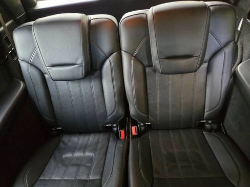 Used 2017 Mercedes-Benz GLS 450 4MATIC image 15