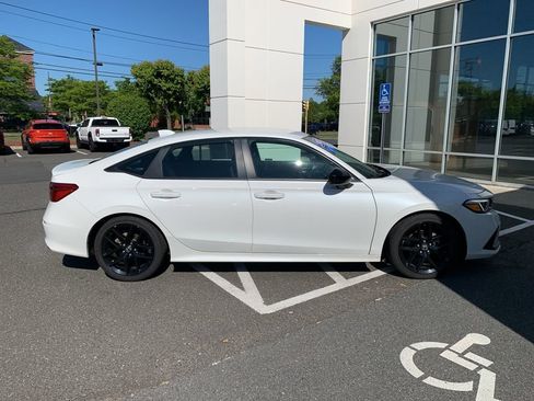 Certified 2023 Honda Civic Sport image 2