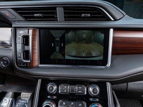 Used 2024 GMC Yukon Denali Ultimate image 25