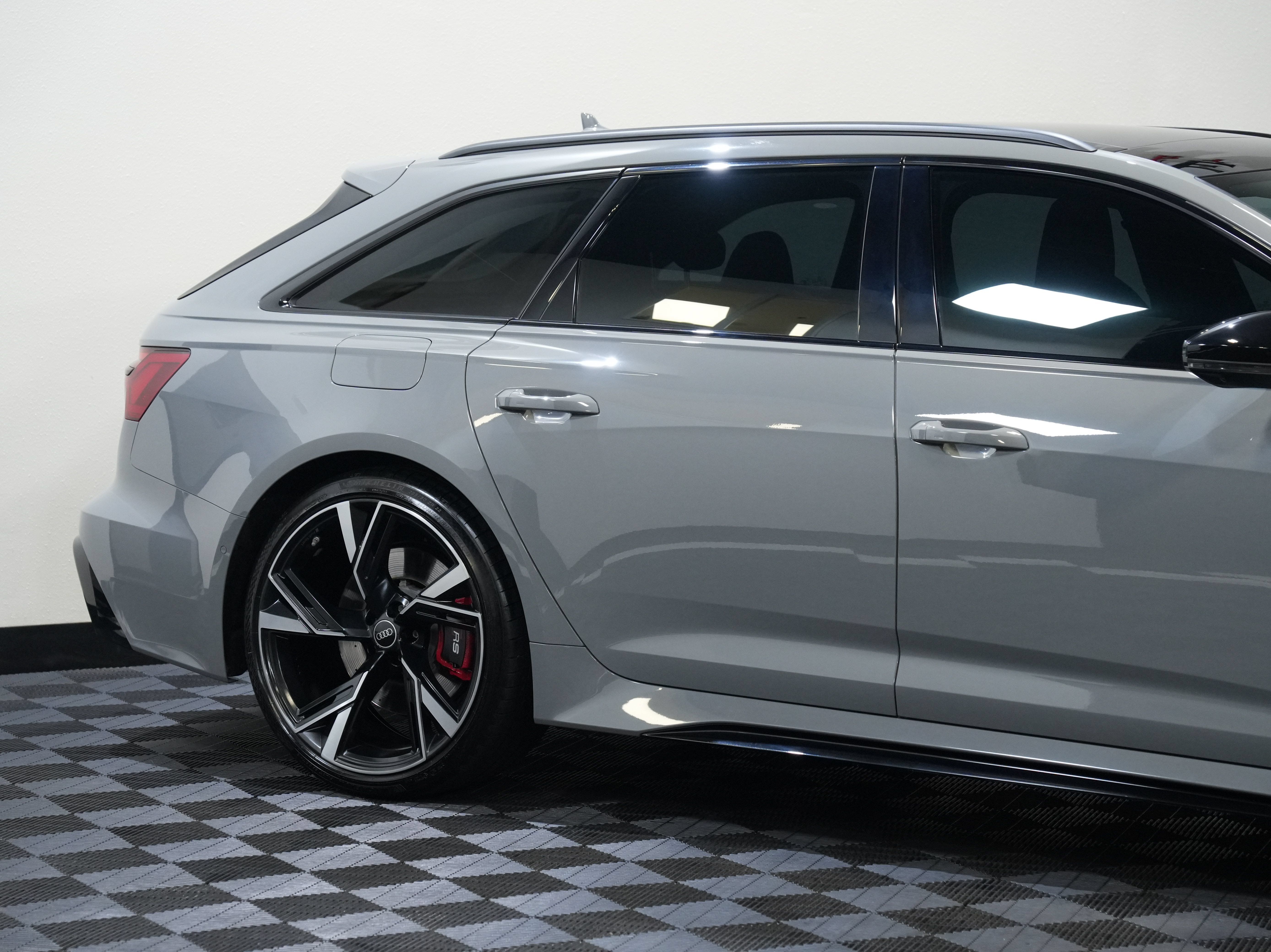 Used 2022 Audi RS 6 AWD/4WD image 14