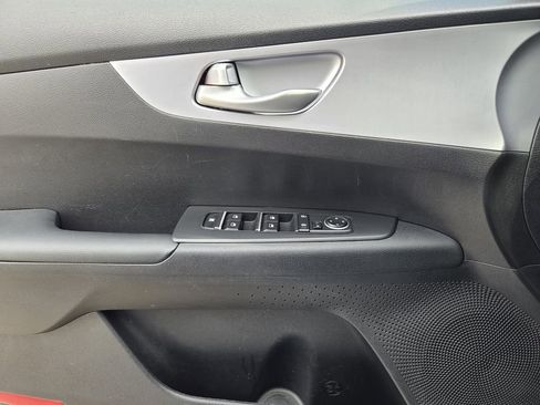 Used 2024 Kia Forte LXS FWD image 15