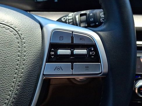 Used 2025 Kia Telluride S AWD/4WD image 23