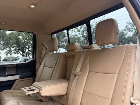 Used 2018 Ford F250 Lariat w/ Lariat Ultimate Package AWD/4WD image 16