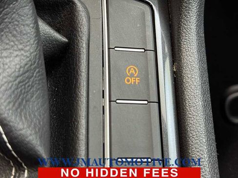 Used 2021 Volkswagen Tiguan SEL image 35