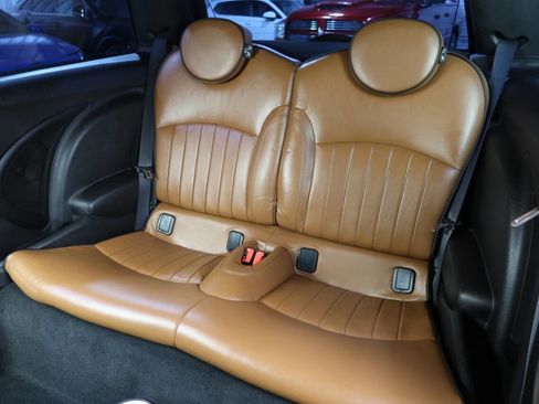 Used 2013 MINI Cooper S w/ Sport Pkg image 16