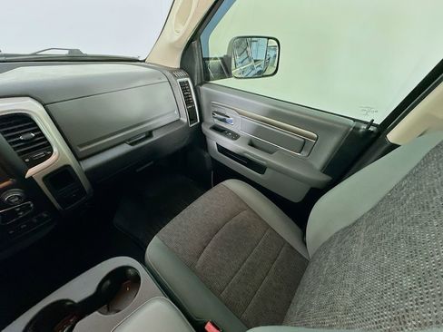 Used 2017 RAM 2500 SLT AWD/4WD image 11