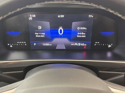 Used 2024 Volkswagen Tiguan S image 17