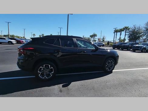 New 2026 Chevrolet Trax LT w/ Driver Confidence Package image 21