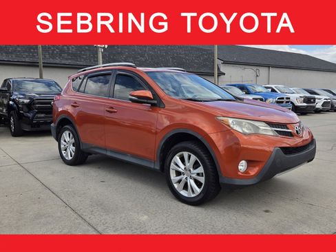 Used 2015 Toyota RAV4 Limited image 1