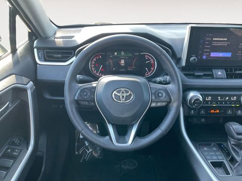Used 2023 Toyota RAV4 XLE image 17