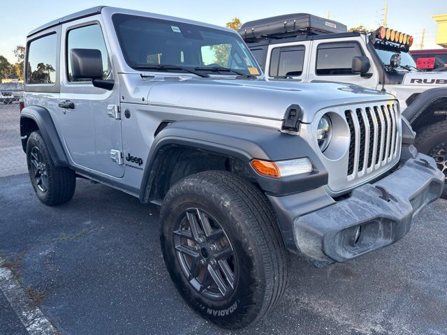 Used 2024 Jeep Wrangler Sport AWD/4WD image 2
