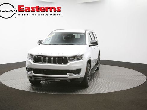 Used 2023 Jeep Wagoneer Series III w/ Preferred Equipment Group RWD image 52