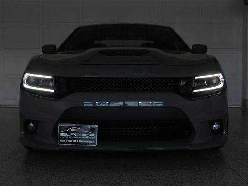 Used 2018 Dodge Charger R/T Scat Pack RWD image 18