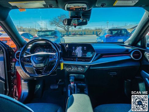 Used 2024 Chevrolet Trax RS w/ Driver Confidence Package image 16