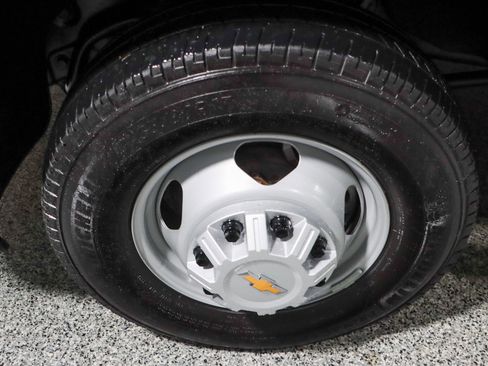 Used 2025 Chevrolet Silverado 3500 W/T w/ WT Convenience Package image 11