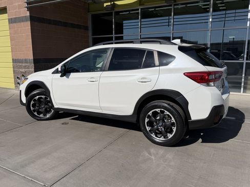 Used 2023 Subaru Crosstrek 2.0i Premium image 5