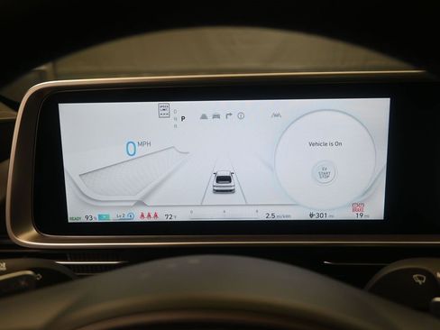 Used 2024 Hyundai Ioniq 6 Limited image 24