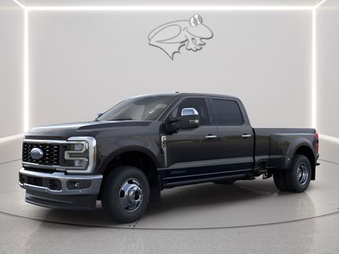 New 2026 Ford F350 Lariat w/ Lariat Ultimate Package AWD/4WD image 2
