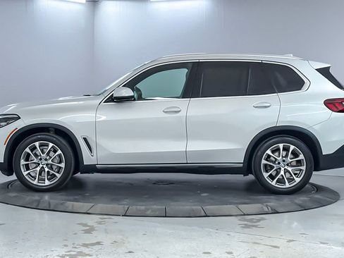 Used 2023 BMW X5 xDrive40i AWD/4WD image 5