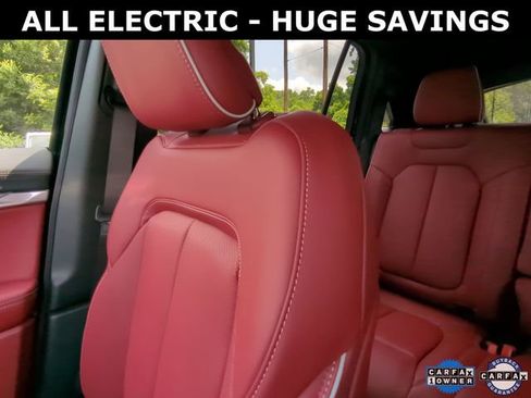 Used 2025 Jeep Wagoneer S Launch Edition image 14