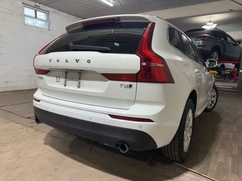 Used 2021 Volvo XC60 T5 Momentum AWD/4WD image 4