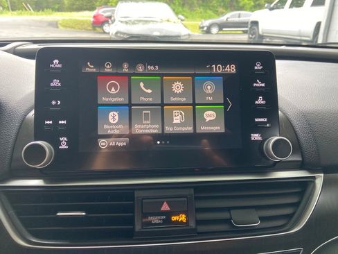Used 2018 Honda Accord Touring image 21