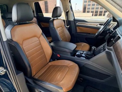 Used 2019 Volkswagen Atlas SEL Premium image 19