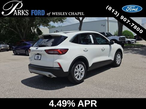 Used 2023 Ford Escape Active w/ Tech Pack #2 FWD image 5