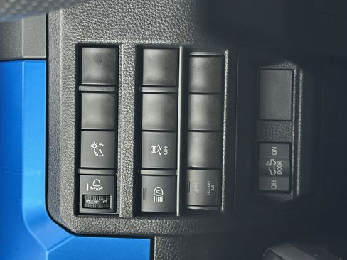 Used 2024 Toyota Tacoma TRD Sport image 43