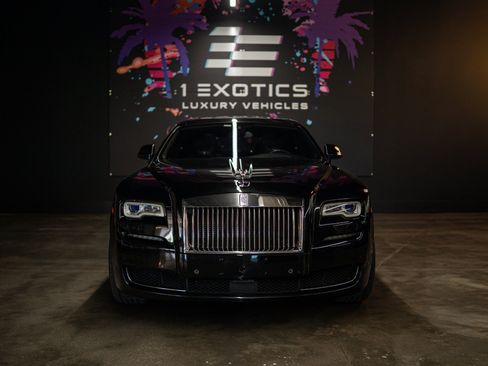 Used 2015 Rolls-Royce Ghost RWD image 3