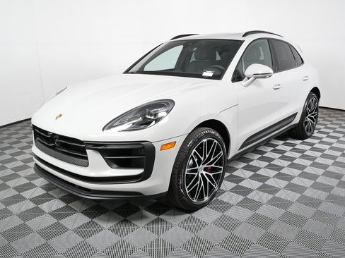 New 2026 Porsche Macan S image 1