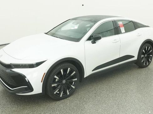New 2026 Toyota Crown Platinum AWD/4WD image 1