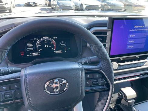New 2026 Toyota Tundra Platinum AWD/4WD image 32