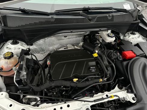 Used 2022 Chevrolet TrailBlazer LS image 36