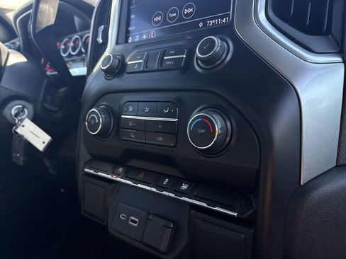 Used 2020 Chevrolet Silverado 1500 LT image 32