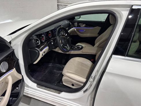 Used 2019 Mercedes-Benz E 300 image 29