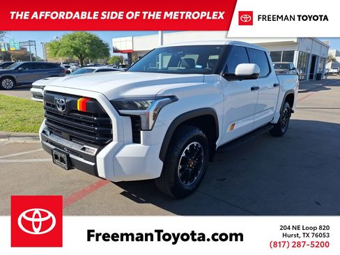 Used 2025 Toyota Tundra SR5 image 1