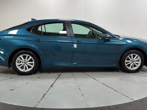 Certified 2025 Toyota Camry LE w/ Convenience Package image 6