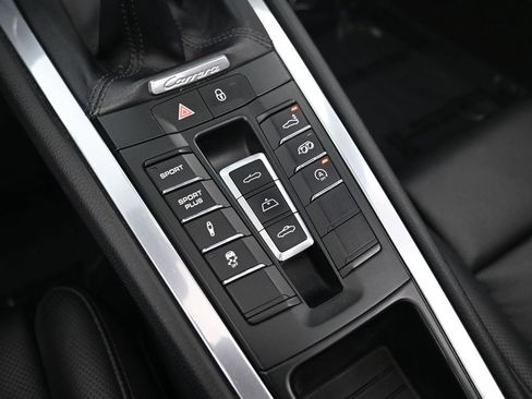 Used 2015 Porsche 911 Carrera S image 22