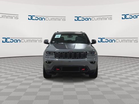 Used 2021 Jeep Grand Cherokee Trailhawk w/ Premium Lighting Group AWD/4WD image 4