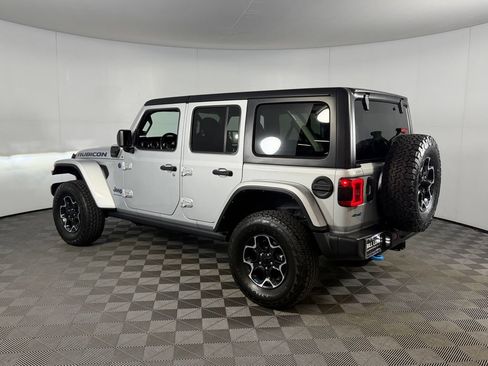 Used 2023 Jeep Wrangler Unlimited Rubicon 4xe w/ Cold Weather Group AWD/4WD image 9