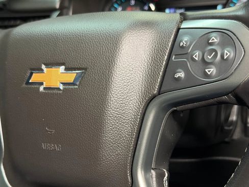 Used 2020 Chevrolet Suburban LT w/ Luxury Package AWD/4WD image 43