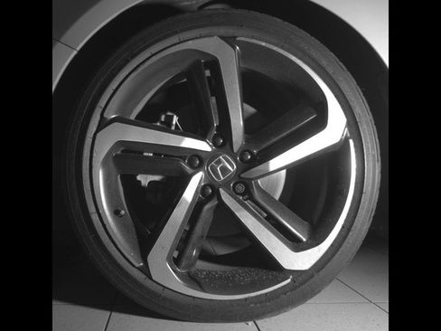 Used 2022 Honda Accord Sport image 26