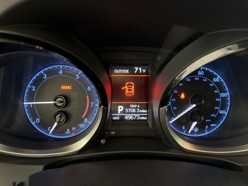 Used 2015 Toyota Corolla S Premium w/ Body Protection Package #1 FWD image 17