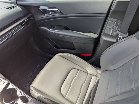 New 2026 Kia Sportage SX Prestige AWD/4WD image 16