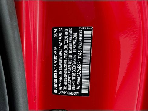Certified 2024 Porsche 911 Carrera T RWD image 33