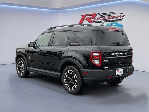 Used 2023 Ford Bronco Sport Outer Banks w/ Tech Package image 3